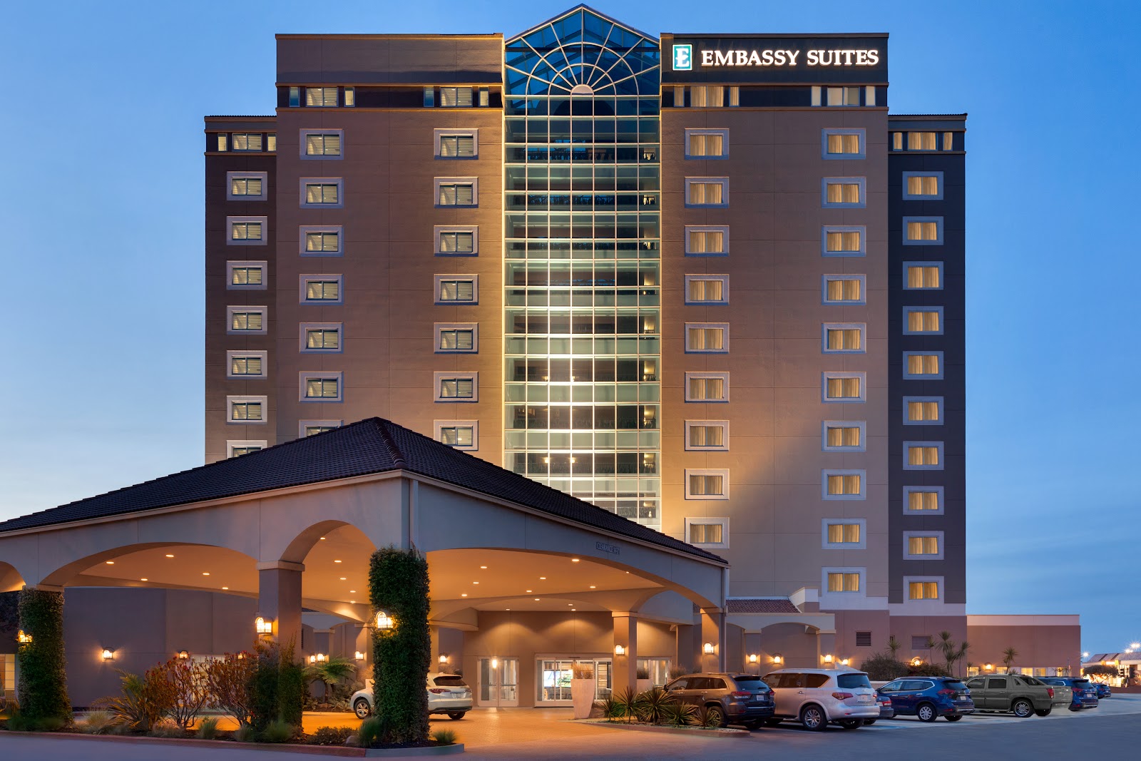 Embassy Suites by Hilton Monterey Bay Seaside, Seaside — photo 1